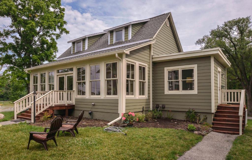 Prairie Guest House Fishers Exterior photo